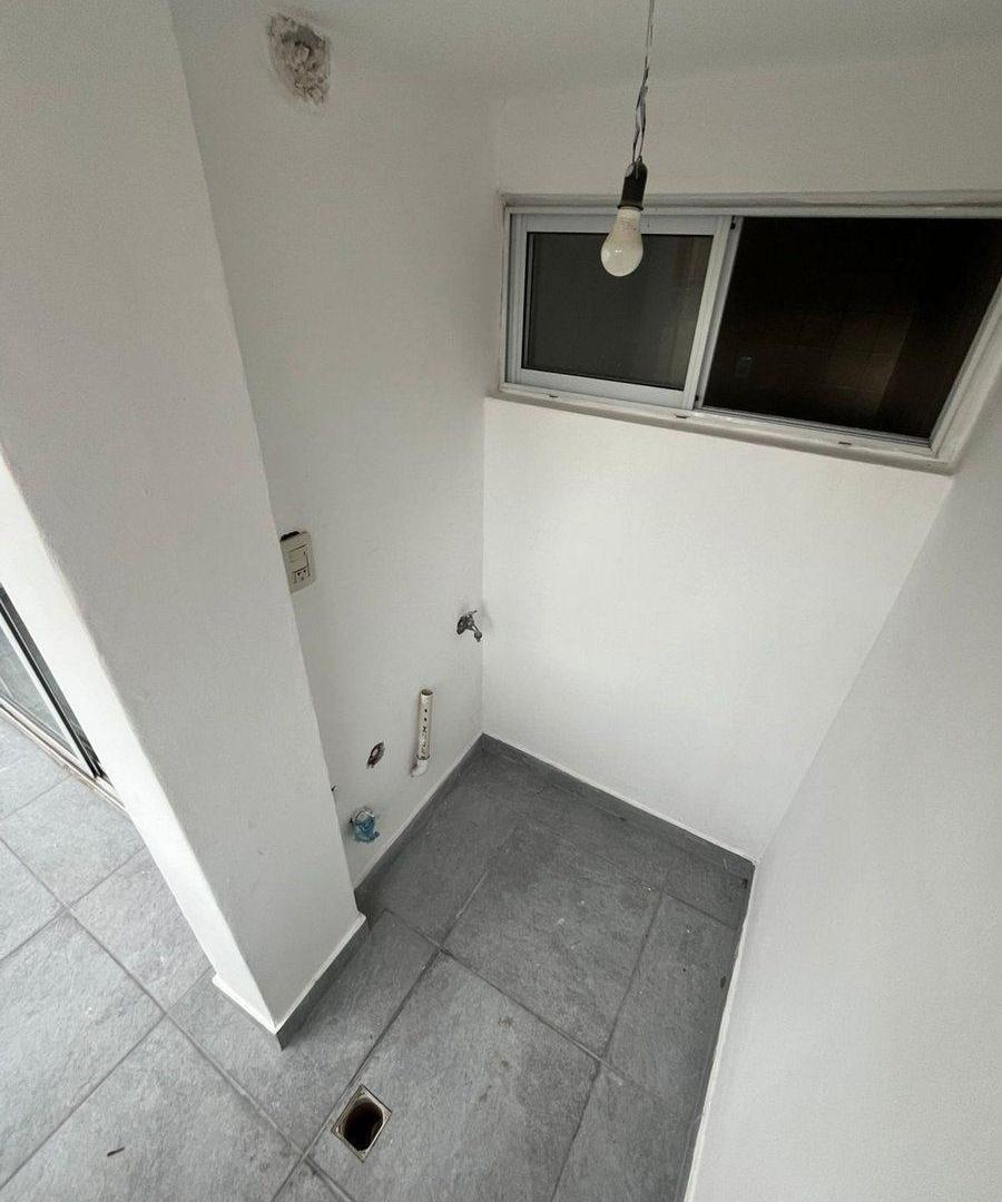Foto de VENTA DEPTO 1 DORMITORIO DOBLE BALCÓN LOURDES, imagen 3