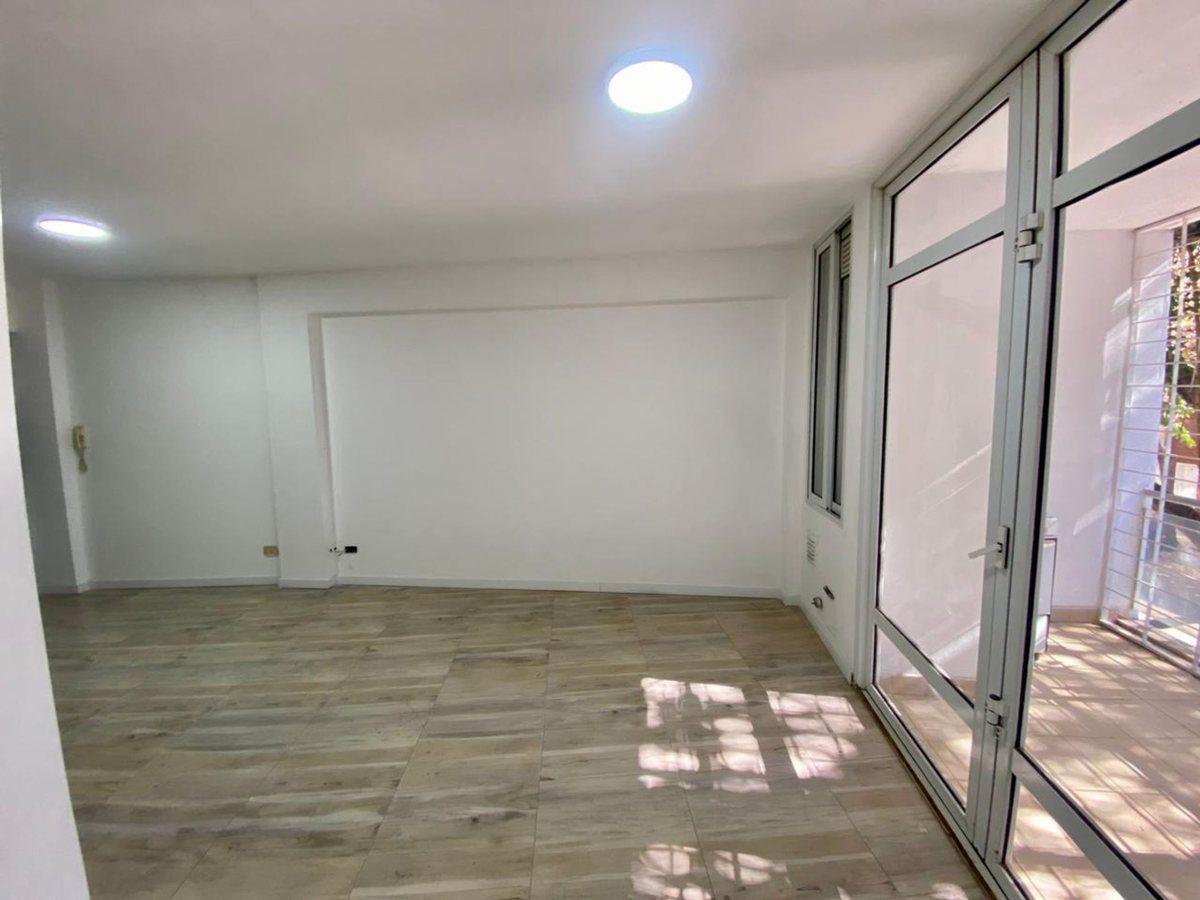 Foto de VENTA DEPTO 1 DORMITORIO DOBLE BALCÓN LOURDES, imagen 1
