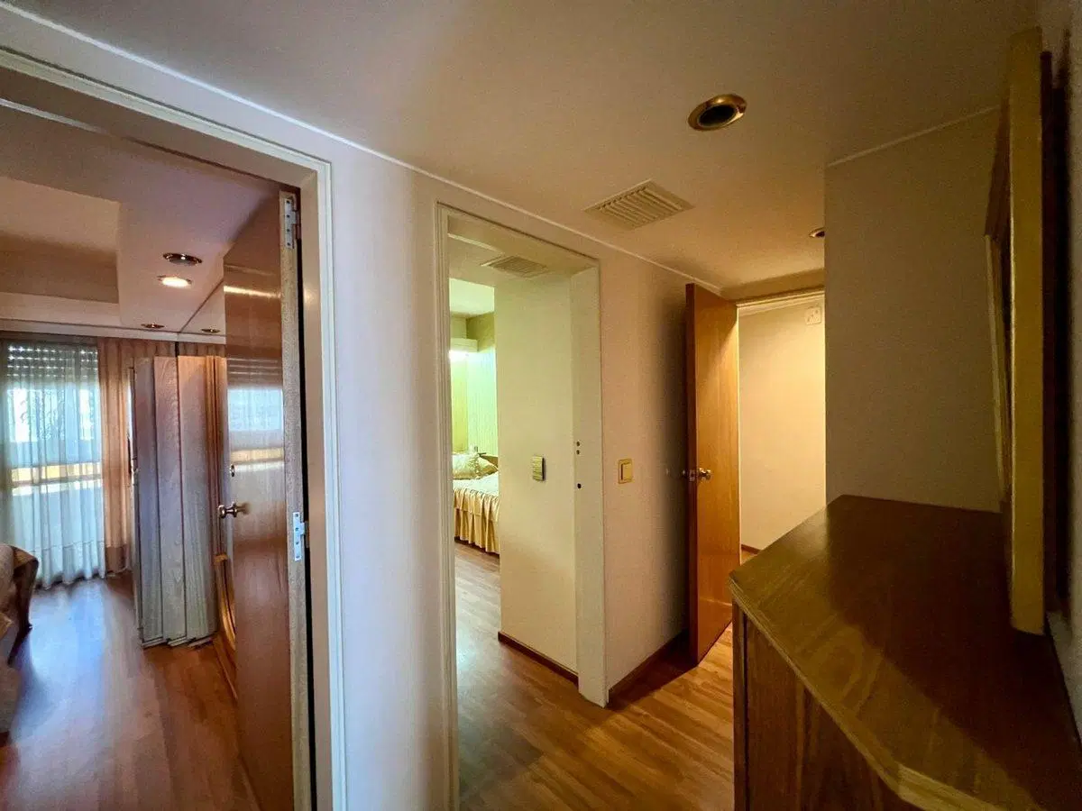 VENTA PISO EXCLUSIVO CENTRO. 4 DORM. APTO CREDITO 8
