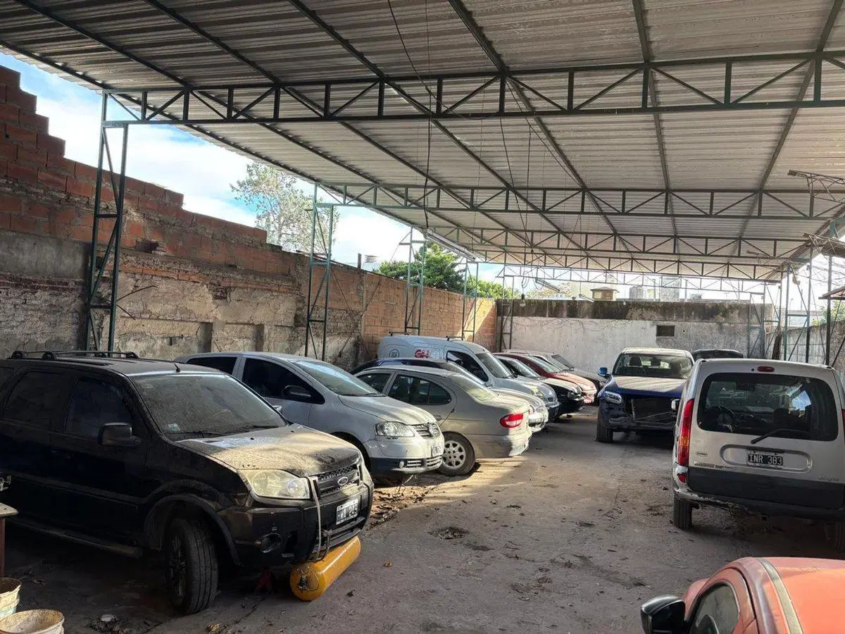 Venta Local + Estacionamiento-Cochera 12 autos VGG 3