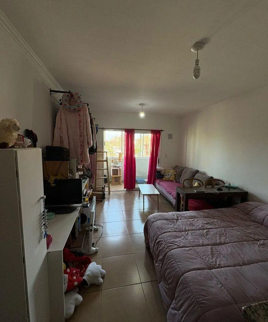 VENTA MONOAMBIENTE CON BALCON AL FRENTE EN ABASTO 2
