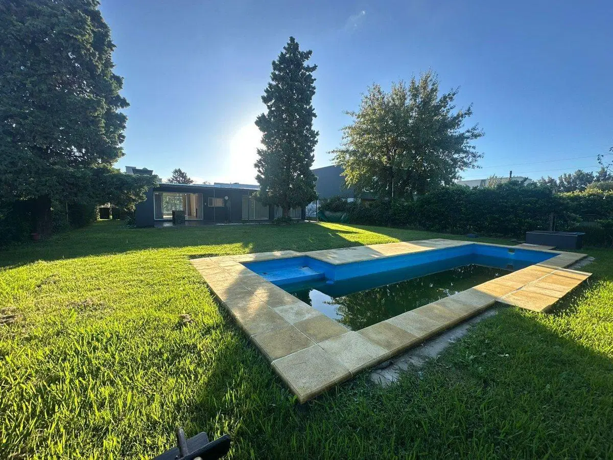 VENTA  PALOS VERDES 3 DORMIS CASA PILETA OPOR 4
