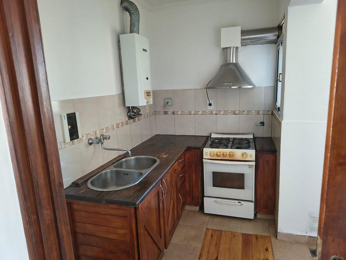 Foto de Oportunidad Departamento 3 Dormitorios zona UCA, imagen 2
