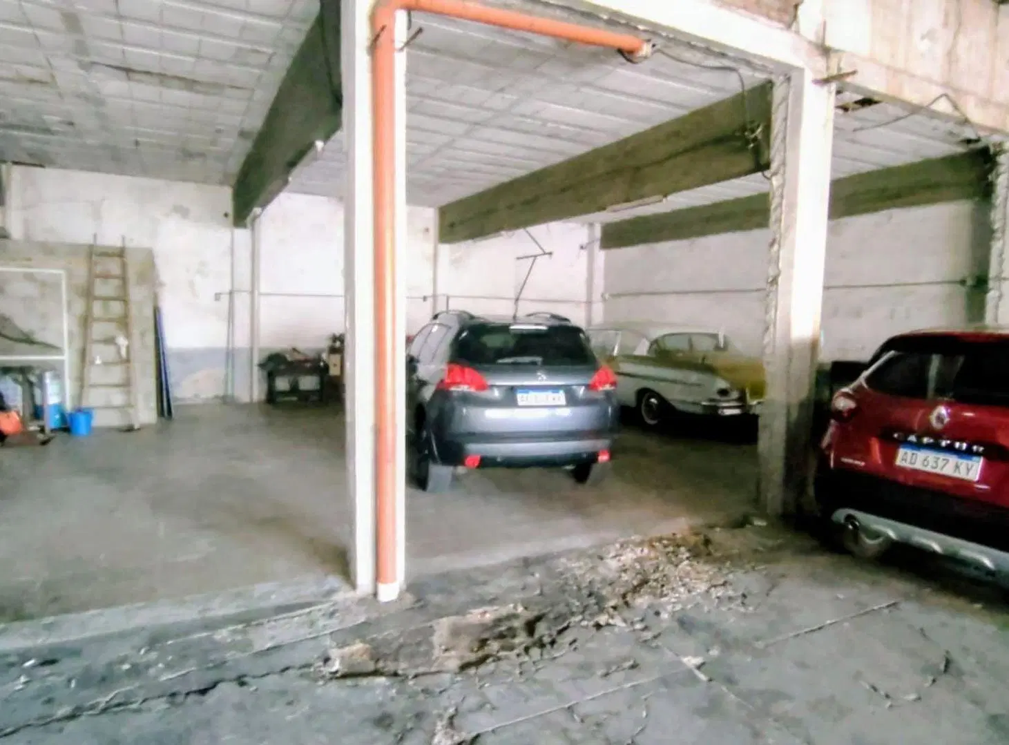 VENTA GALPON CON CASA 2 DORMITORIOS EN BELGRANO 2