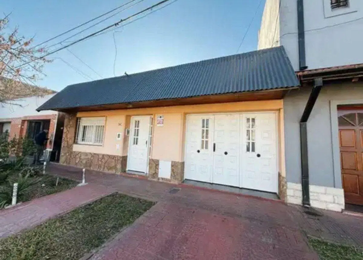 VENTA CASA EXCELENTE EDO. 4 DORM 2