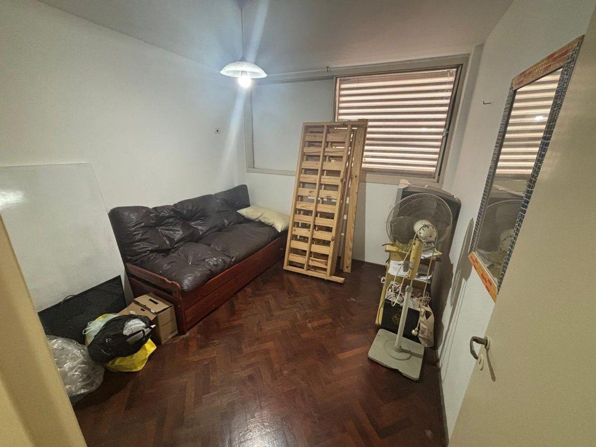 Foto de VENTA DEPARTAMENTO 3 DORMITORIOS Y COCHERA, imagen 2