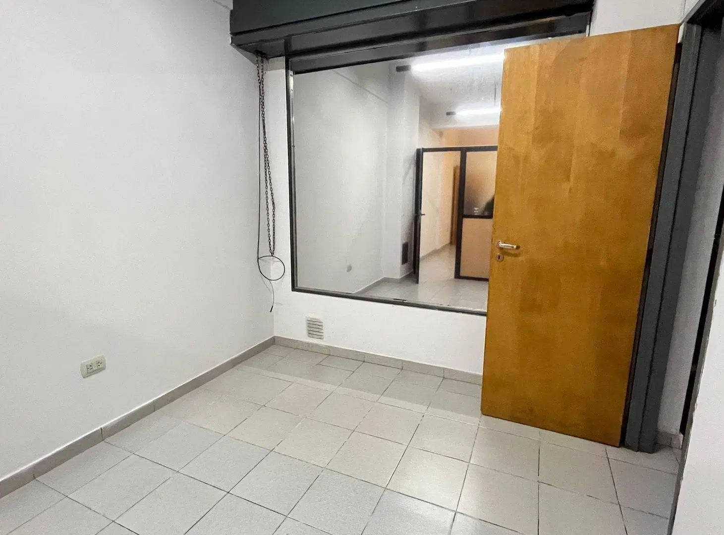 VENTA LOCAL COMERCIAL APTO OFCINA O CONSULTORIO 4