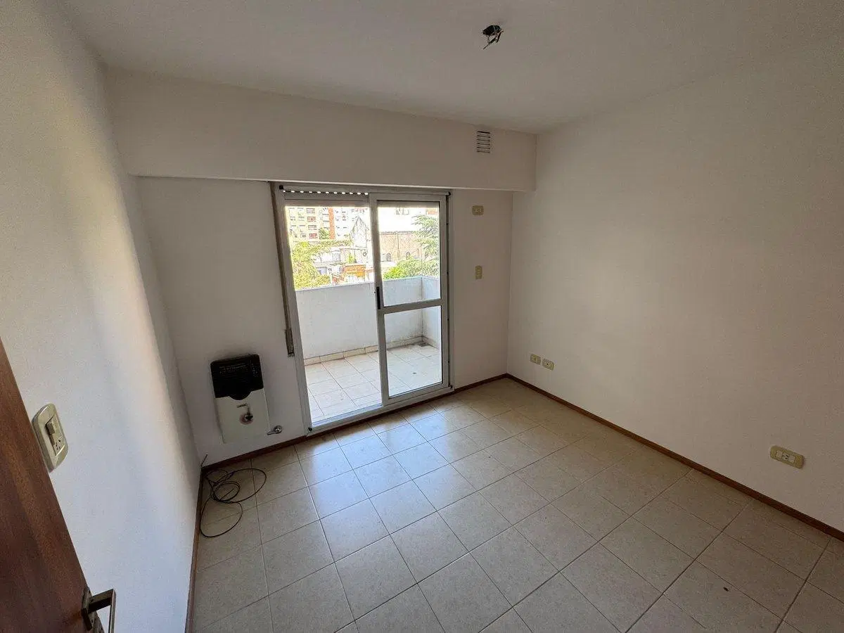 DEPARTAMENTO 1 DORMITORIO EN ZONA CENTRO 5