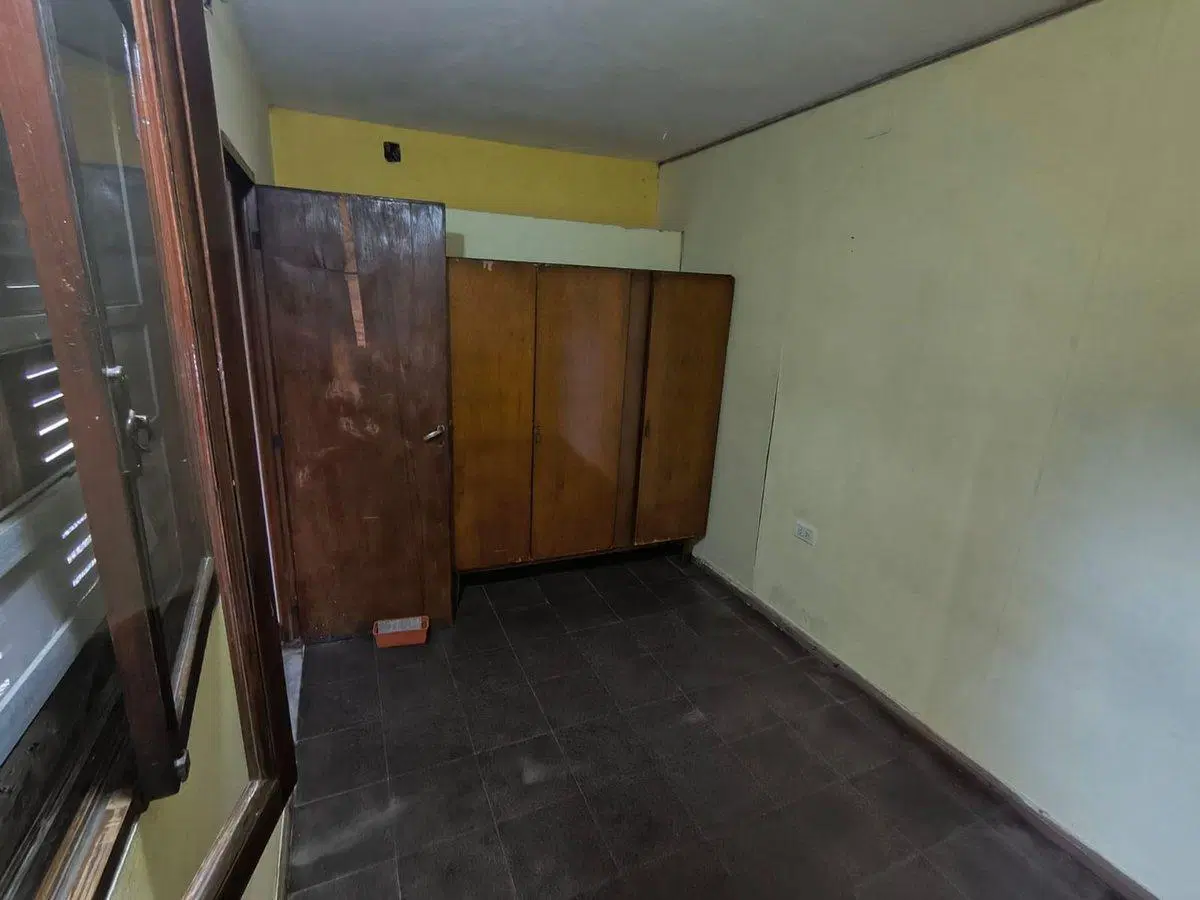 Casa 2 dormitorios con cochera barrio belgrano 5