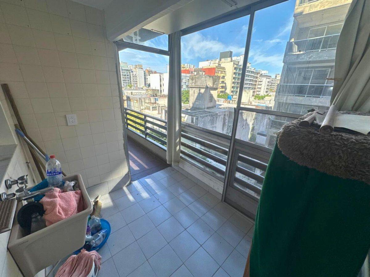 Foto de VENTA 3 DORMITORIOS CON COCHERA -SEMIPISO ZONA RIO, imagen 5