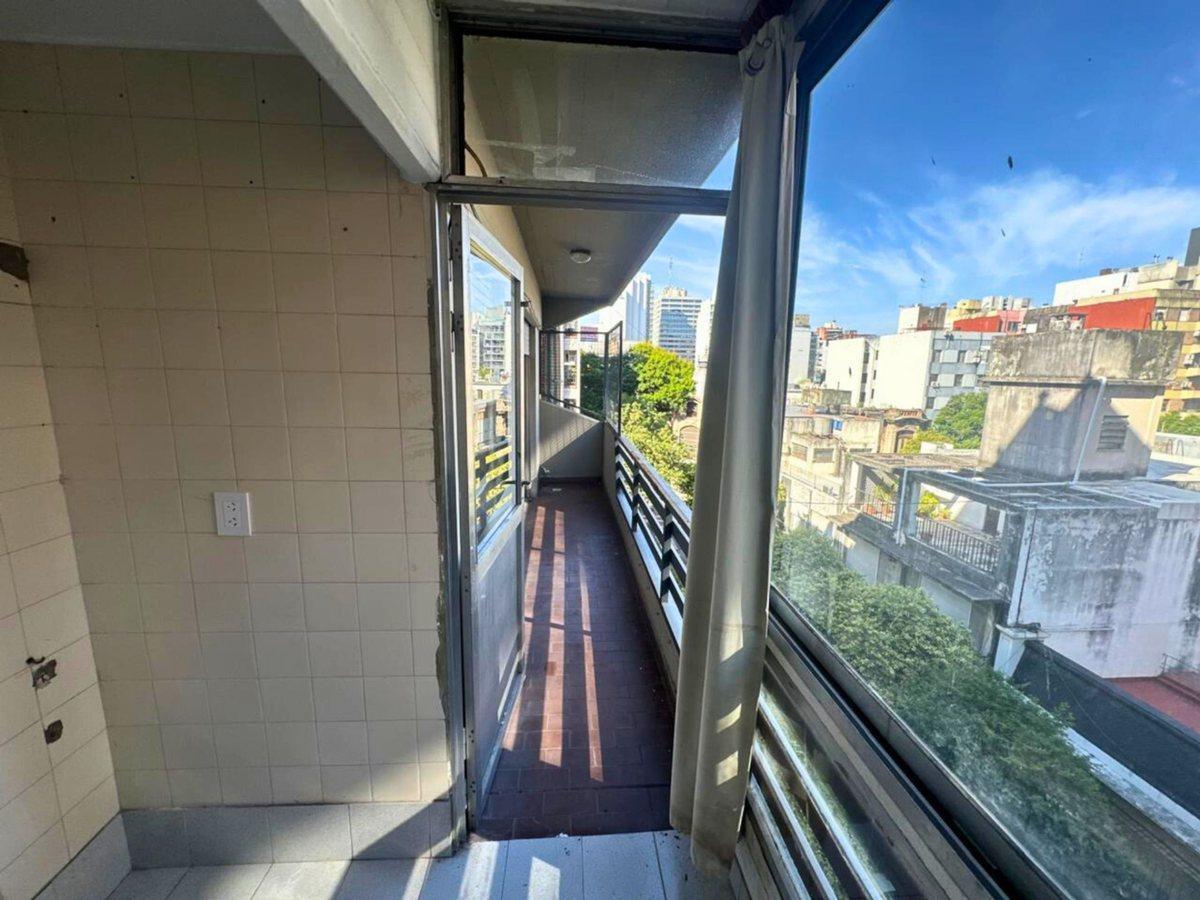Foto de VENTA 3 DORMITORIOS CON COCHERA -SEMIPISO ZONA RIO, imagen 3