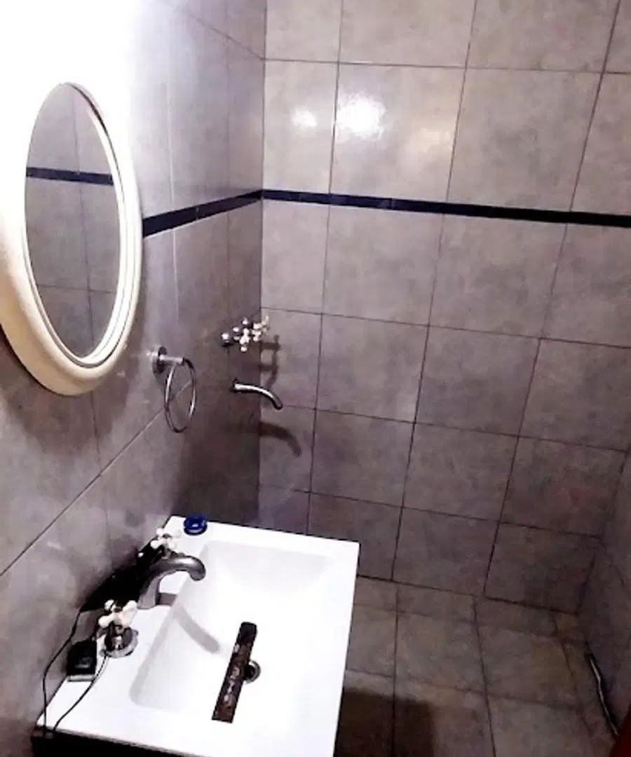 Casa de Pasillo en venta en Echesortu 4