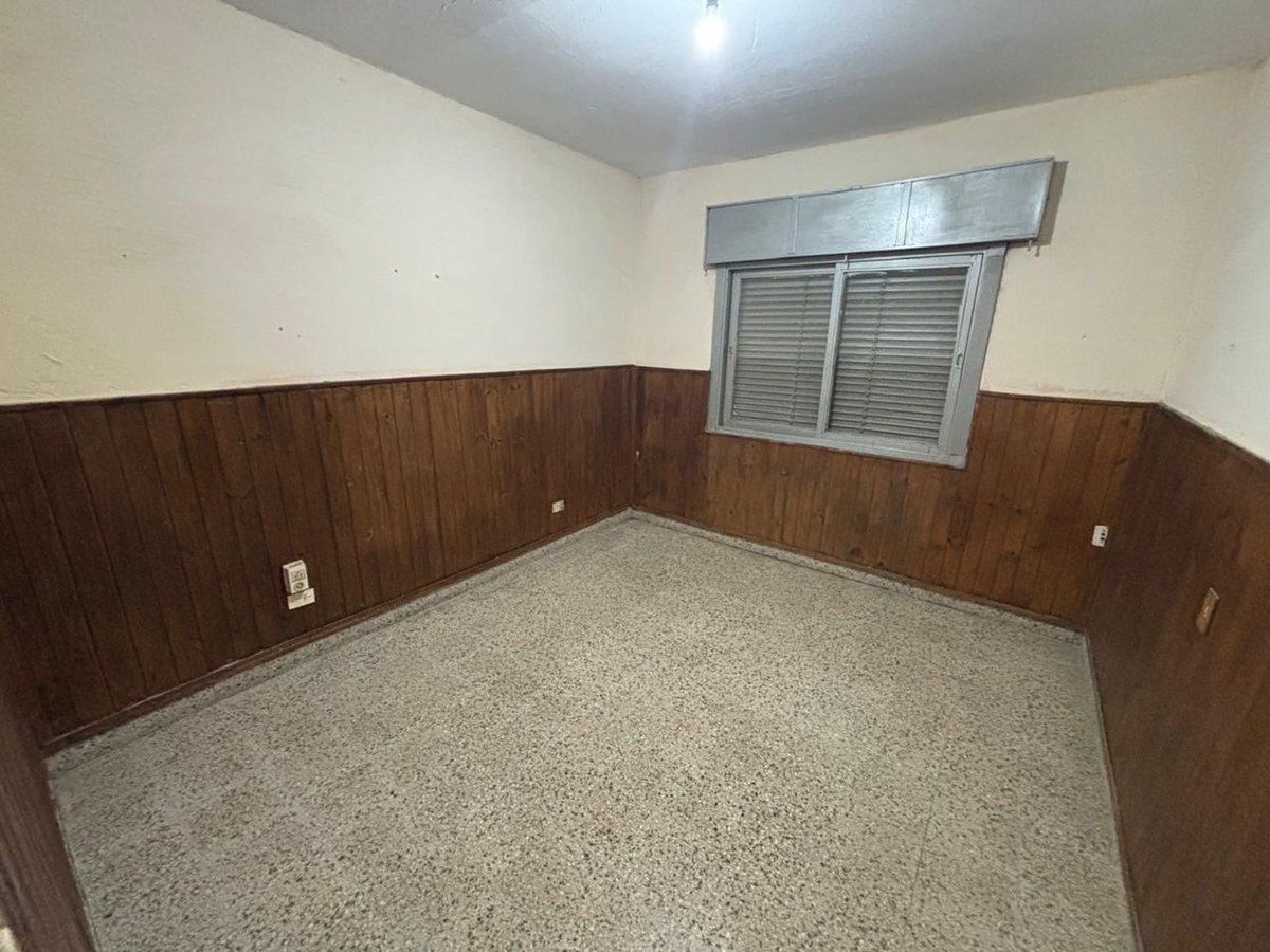 Foto de VENTA CASA DOS DORMITORIOS Y COCHERA ARROYO SECO, imagen 1