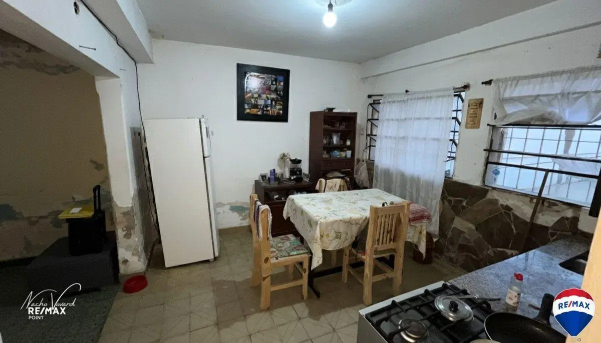OPORTUNIDAD VENTA 3 DORMI A REFACCIONAR 5