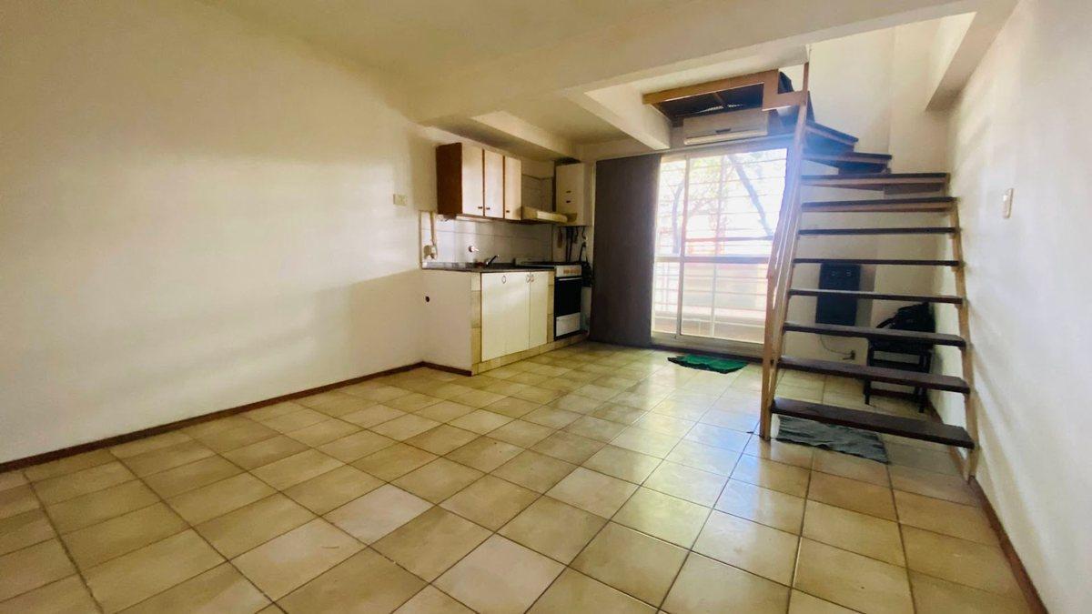 Foto de Venta departamento 1 Dormitorio con balcón UNR, imagen 2