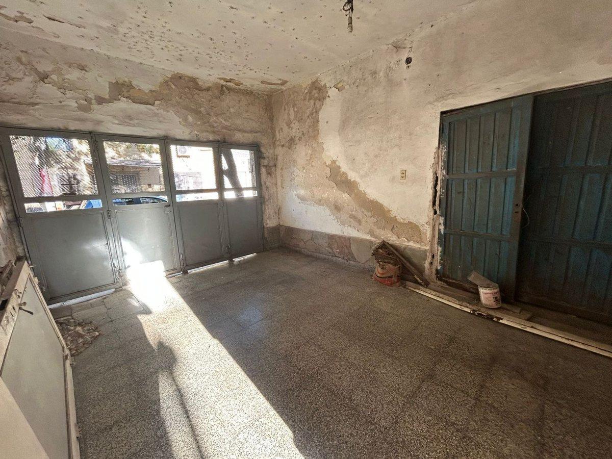 Foto de VENTA DOS CASAS MAS LOCAL EN OPORTUNIDAD - COCHERA, imagen 2
