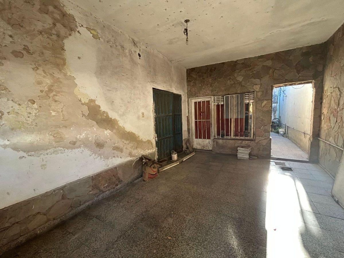 Foto de VENTA DOS CASAS MAS LOCAL EN OPORTUNIDAD - COCHERA, imagen 4