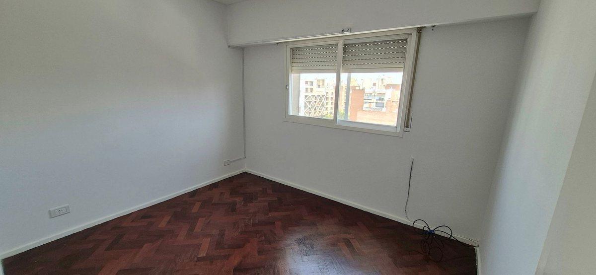 Foto de En Venta 3 Dormitorios con cochera. Centro Rosario, imagen 3
