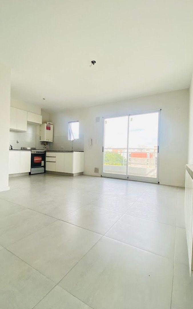 Foto de Piso 8 con cochera a estrenar - Lourdes, imagen 2