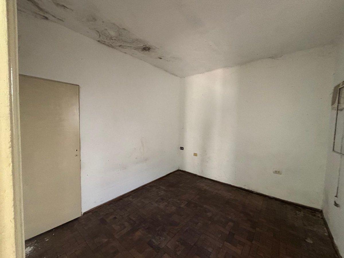 Foto de VENTA CASA DE PASILLO DOS DORMITORIOS Y PATIO, imagen 3