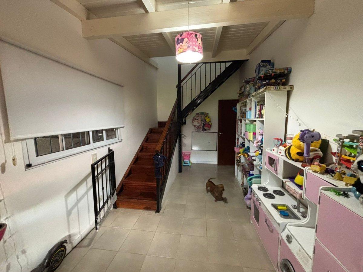 Foto de VENTA CASA 3 DORMITORIOS, PILETA LOS SOLARES FUNES, imagen 5