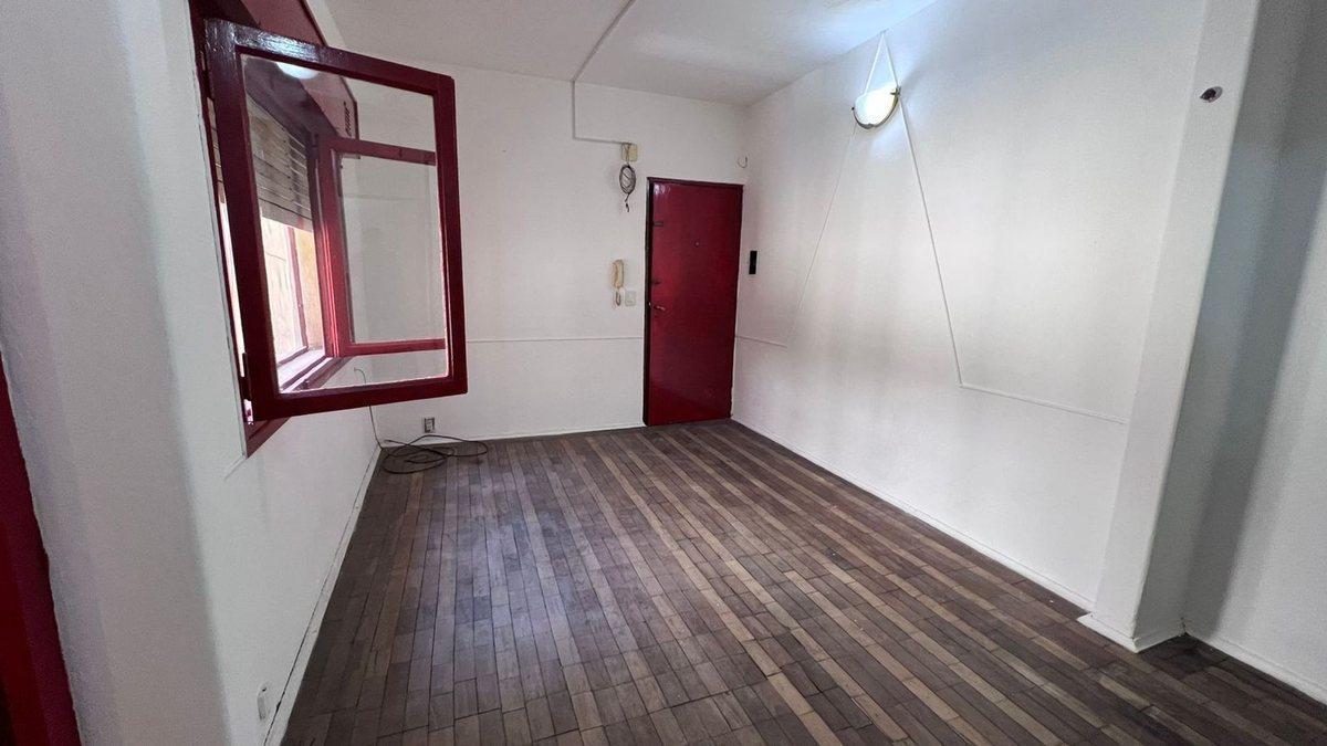 Foto de Venta Depto de 1 Dorm Santiago y 27 de Febrero, imagen 3