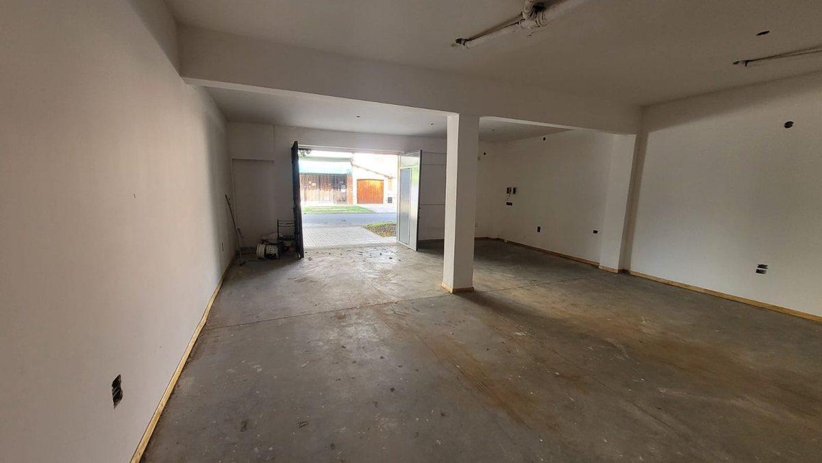 Foto de VENTA DE LOCAL COMERCIAL 174m2 - Barrio Belgrano, imagen 3