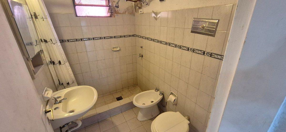 Foto de En Venta Casa 1 Dormitorio. Excelente Ubicacion, imagen 4