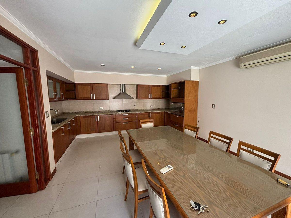 Foto de VENTA HERMOSA CASA EN ARROYITO 3 DORMITORIOS, imagen 3