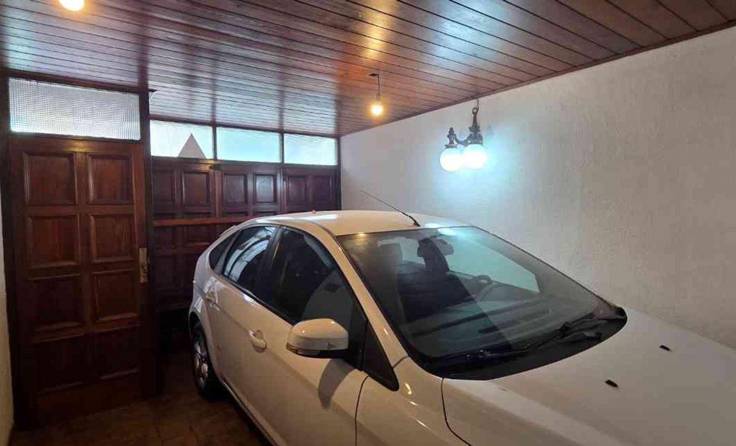 Foto de VENTA CASA BARRIO PARQUE - 7 AMBIENTES, imagen 4