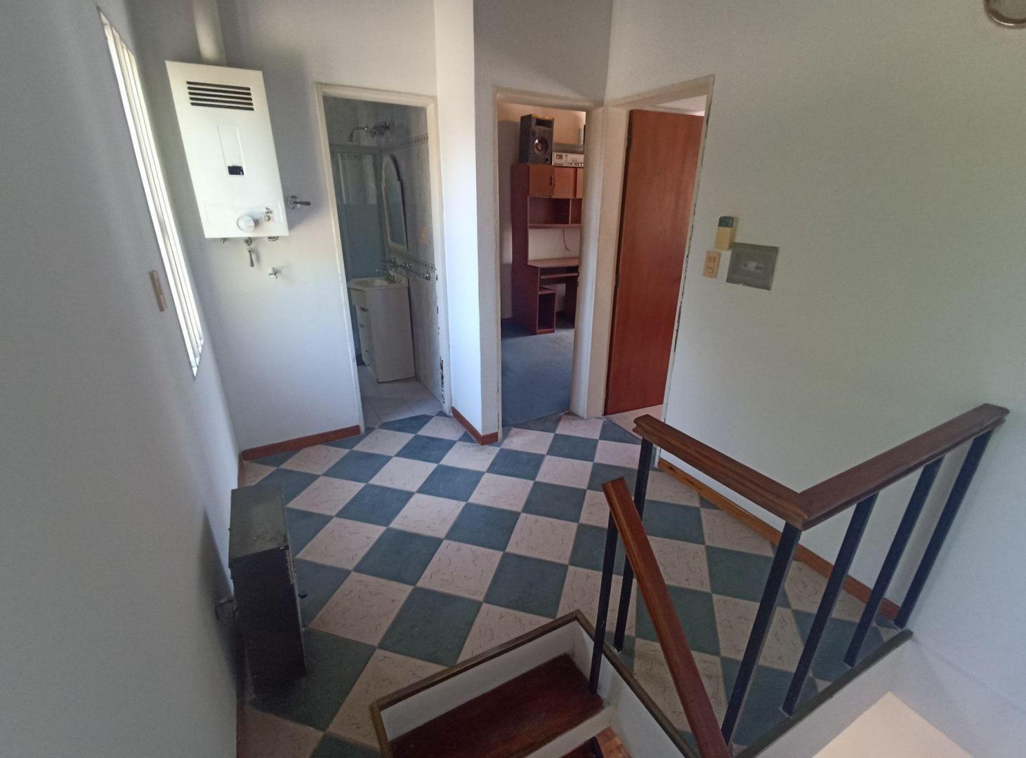 Foto de VENTA Casa de 3 dormitorios con patio y terraza., imagen 2