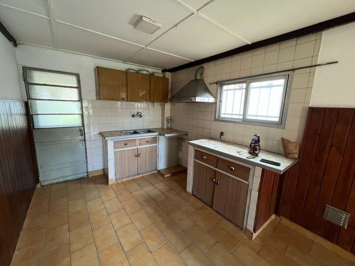 Foto de VENTA CASA 2 DORMITORIOS GRAN JARDIN VERDE PEREZ, imagen 3