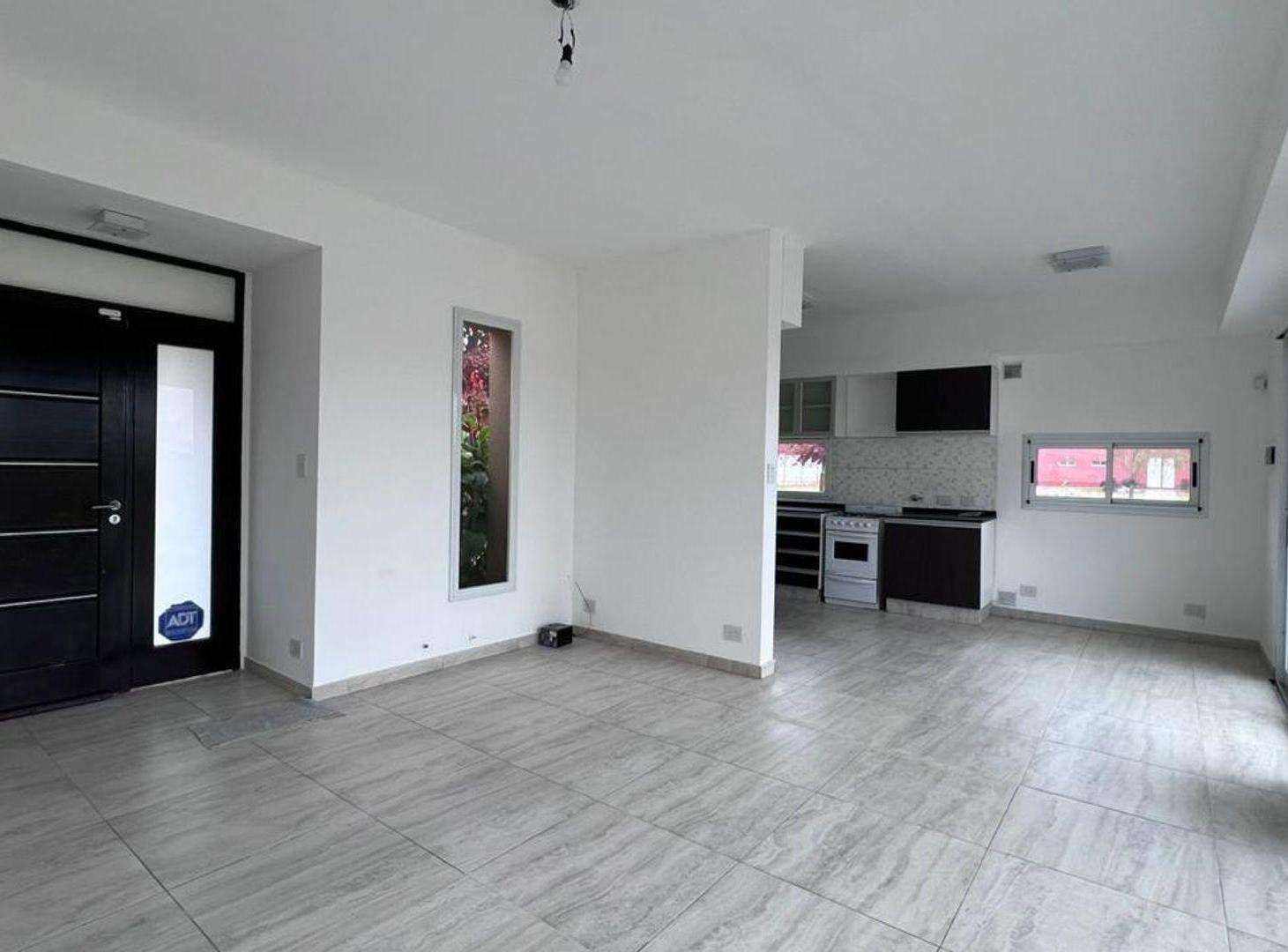 Foto de CASA EN BARRIO CERRADO CASUARINAS IBARLUCEA, imagen 2