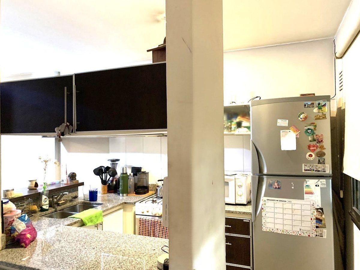 Foto de CASA 3 DORMITORIOS CON JARDÍN Y PARRILLERO – CURA, imagen 2
