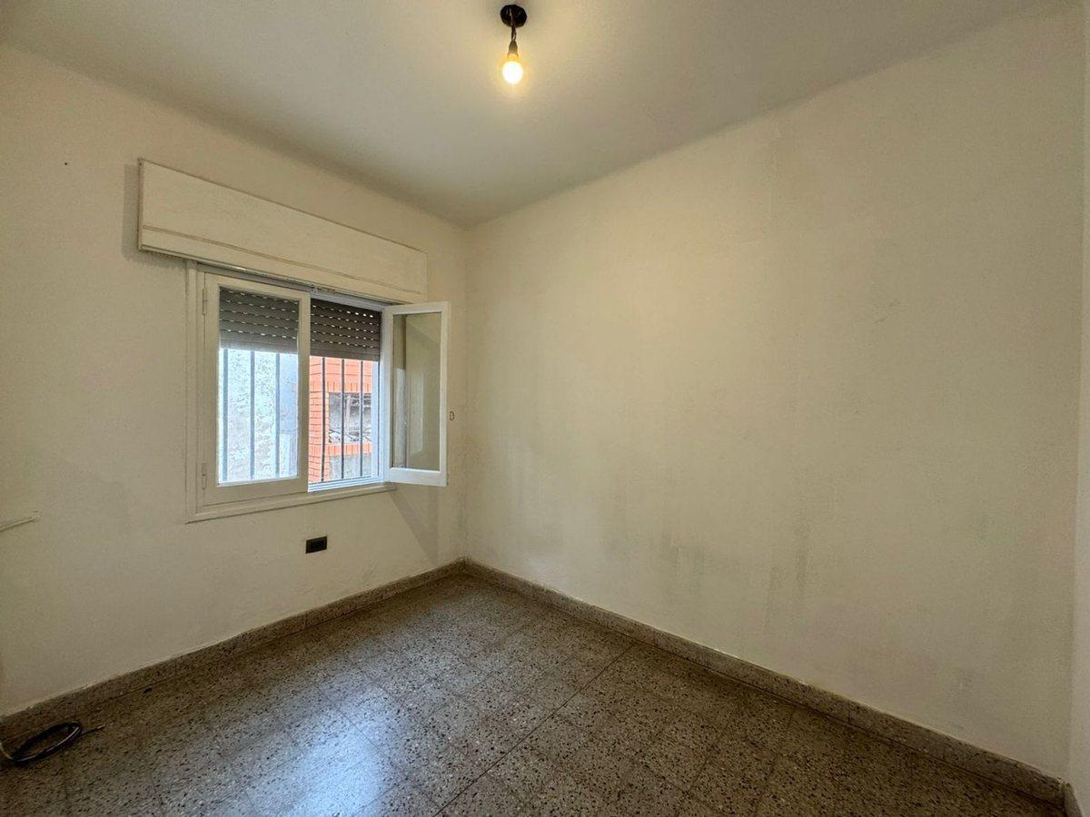 Foto de VENTA CASA 2 DORMITORIOS COCHERA Y PATIO, imagen 3