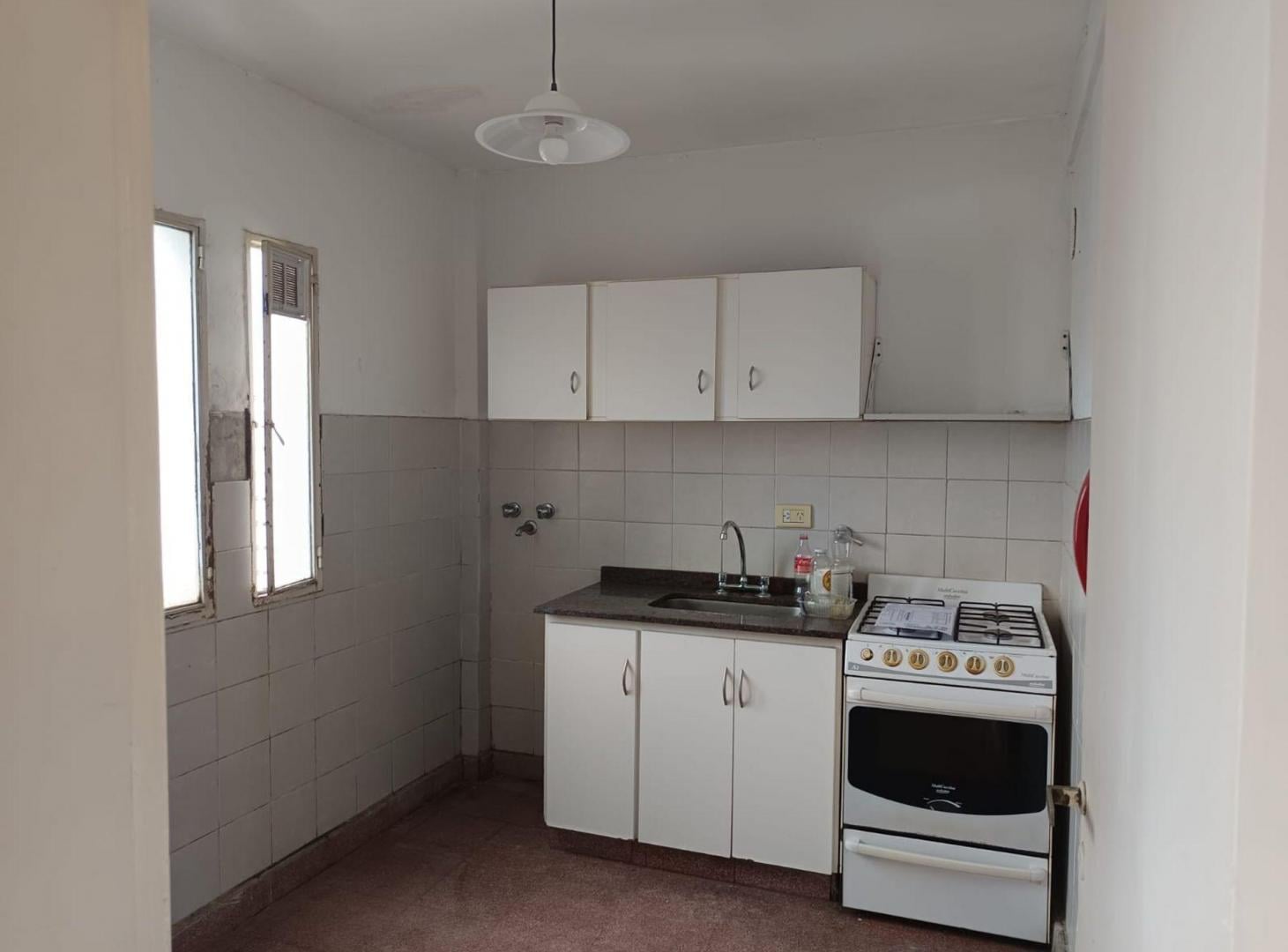Foto de ALQUILER DEPTO 1 DORM. CON BALCÓN. B° MARTIN, imagen 4