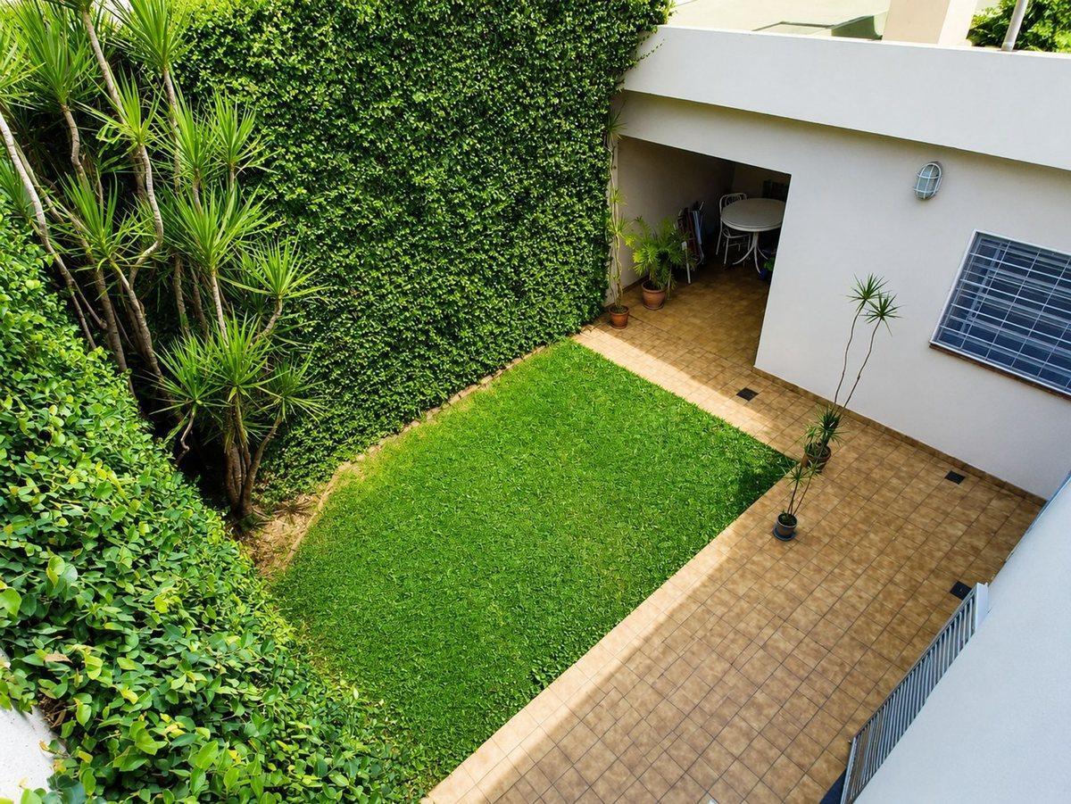 Foto de Venta Casa de 4 dormitorios con jardín y parrilla, imagen 3