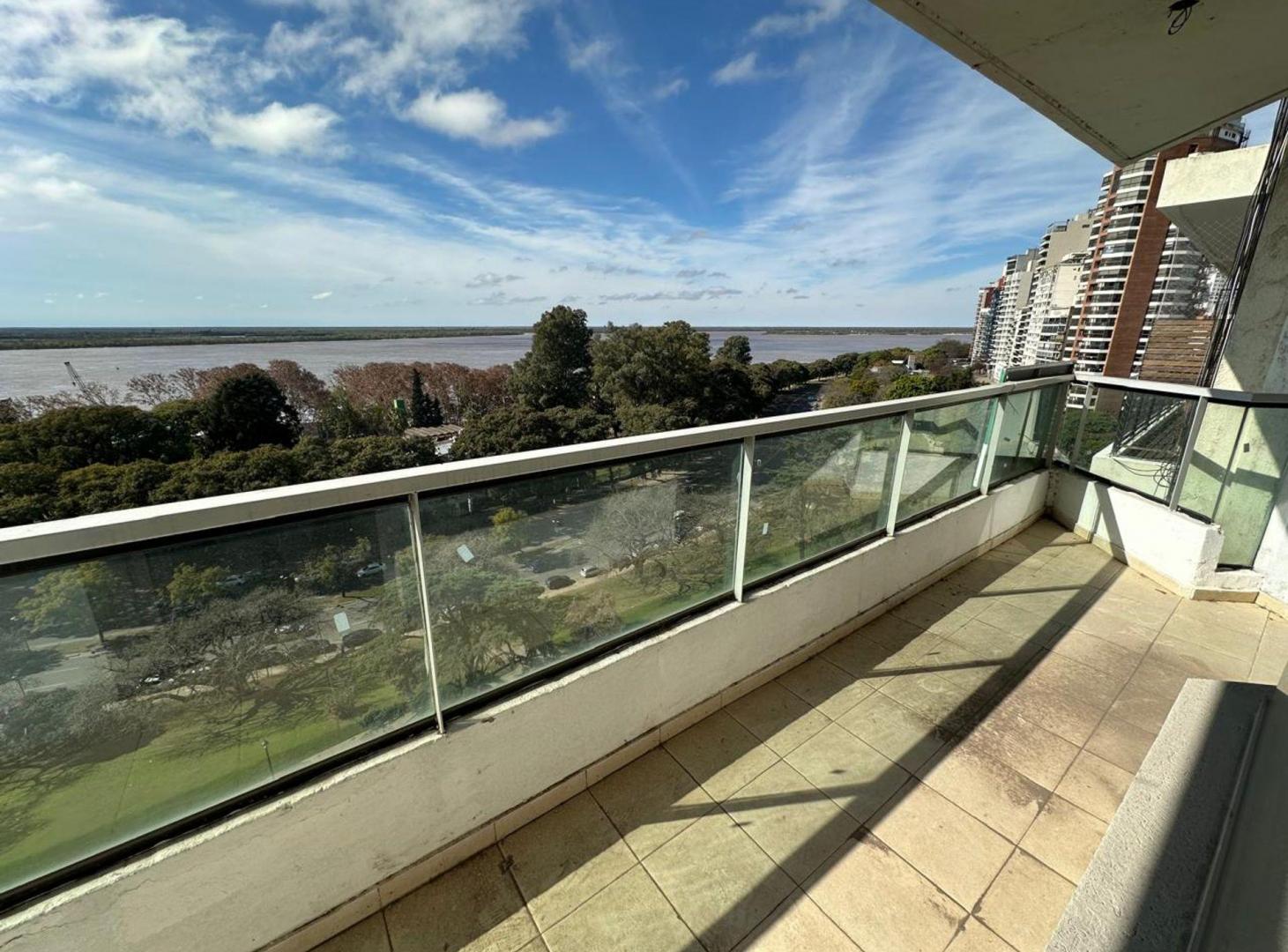 Foto de Depto con vista al rio de dos dormi y cochera, imagen 5