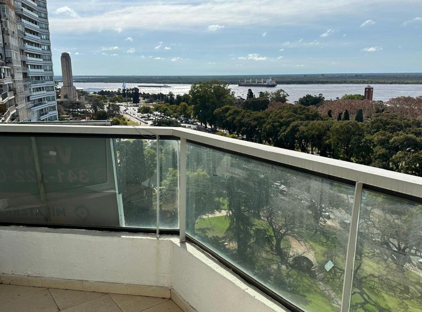 Foto de Depto con vista al rio de dos dormi y cochera, imagen 4