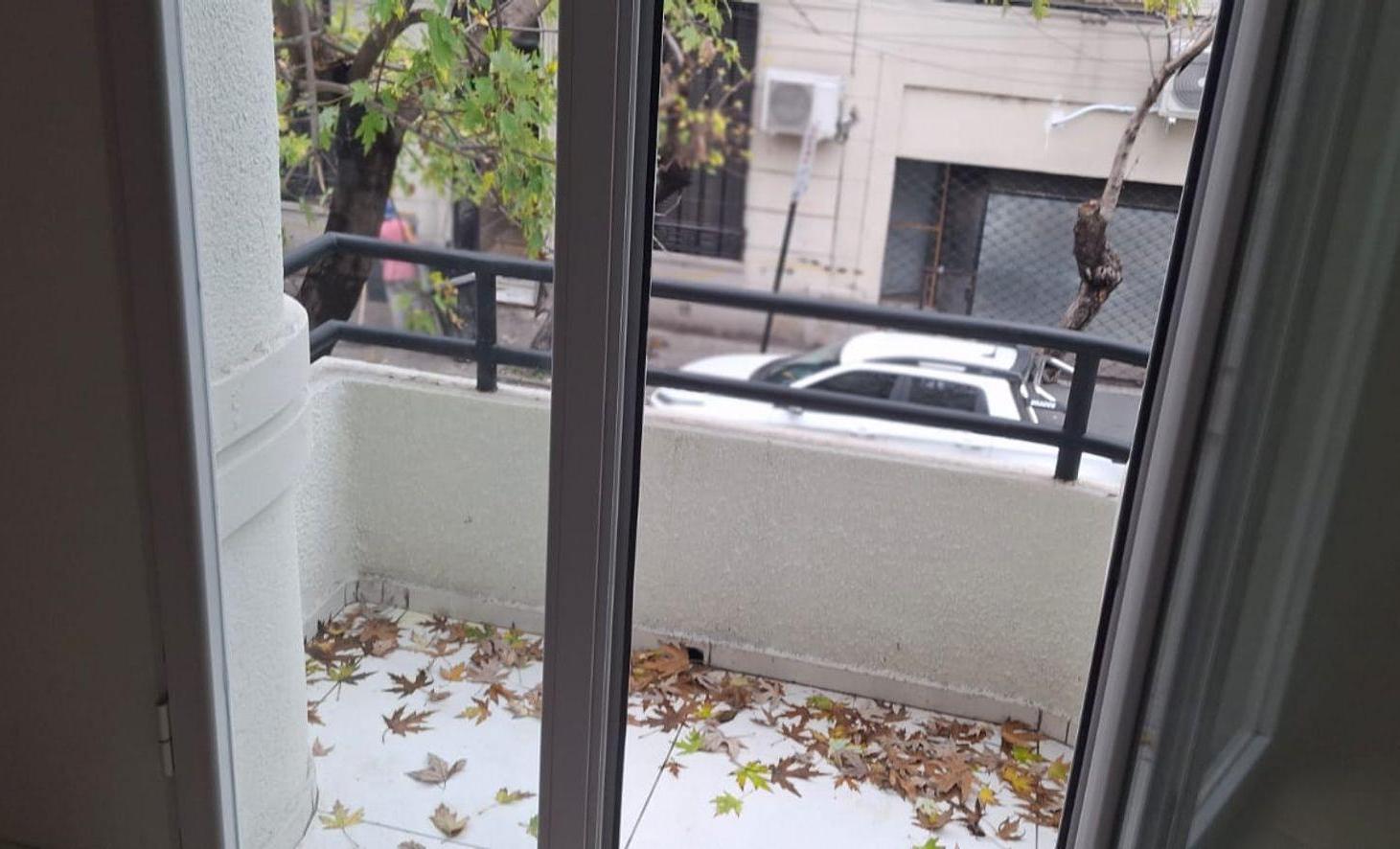 Foto de Venta casa planta alta Montevideo y Sarmiento, imagen 4