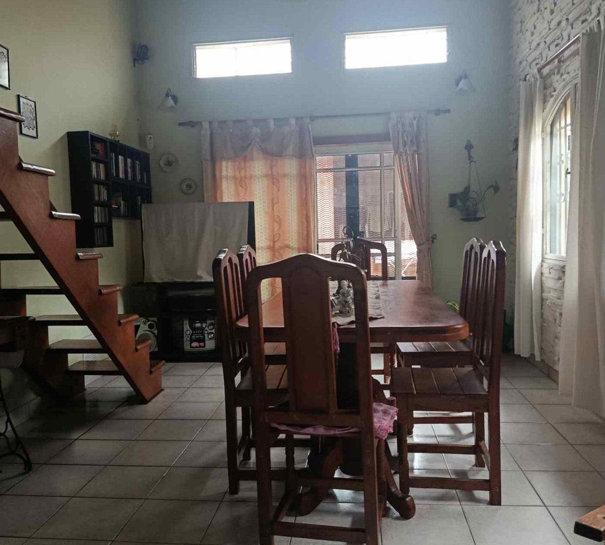Foto de VENTA CASA EXCELENTE EDO. 4 DORM, imagen 4