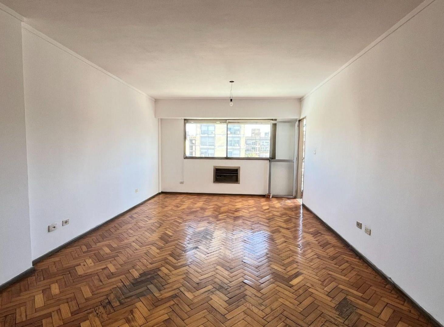 Foto de DEPARTAMENTO 2 DORMI CENTRO - BALCON, imagen 1