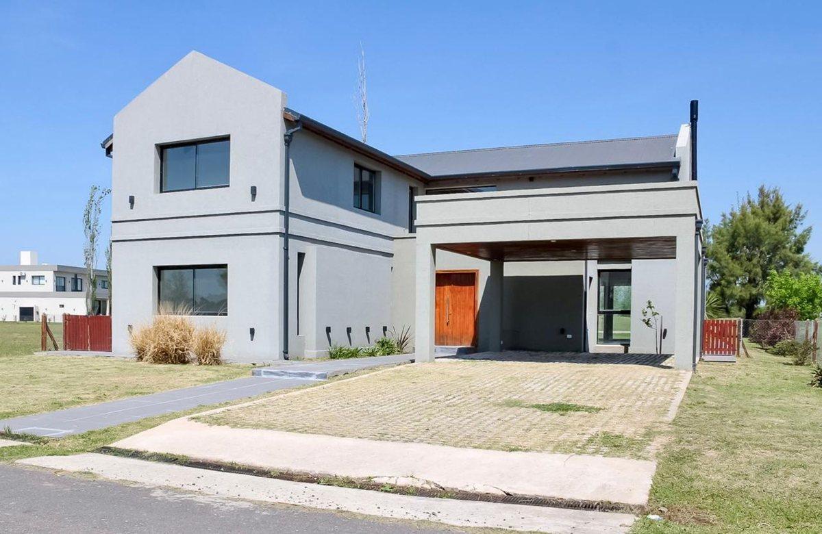 Foto de VENTA CASA A ESTRENAR LA RINCONADA COUNTRY CLUB, imagen 2