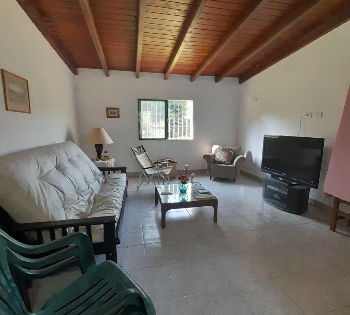 Foto de CASA CON AMPLISIMO TERRENO + PILETA, imagen 1
