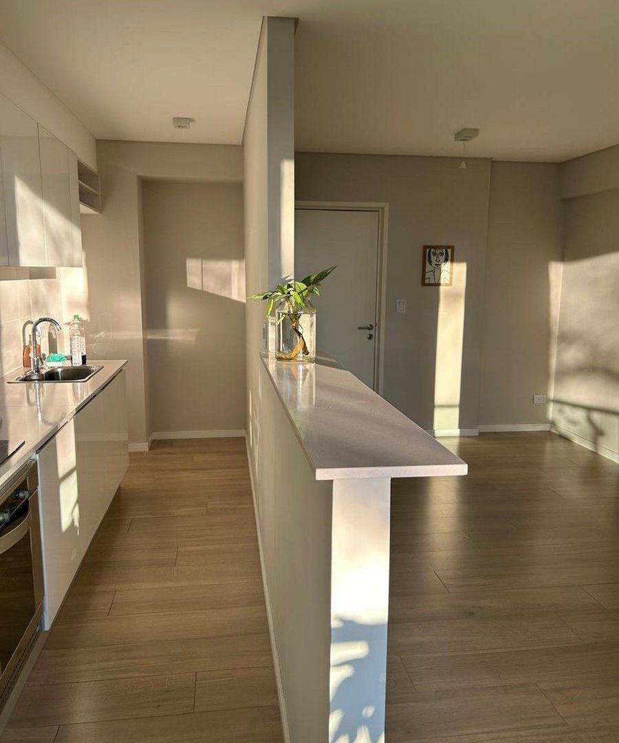 Foto de VENTA CONDO REFINERIA 1 DORM + COCHERA, imagen 2
