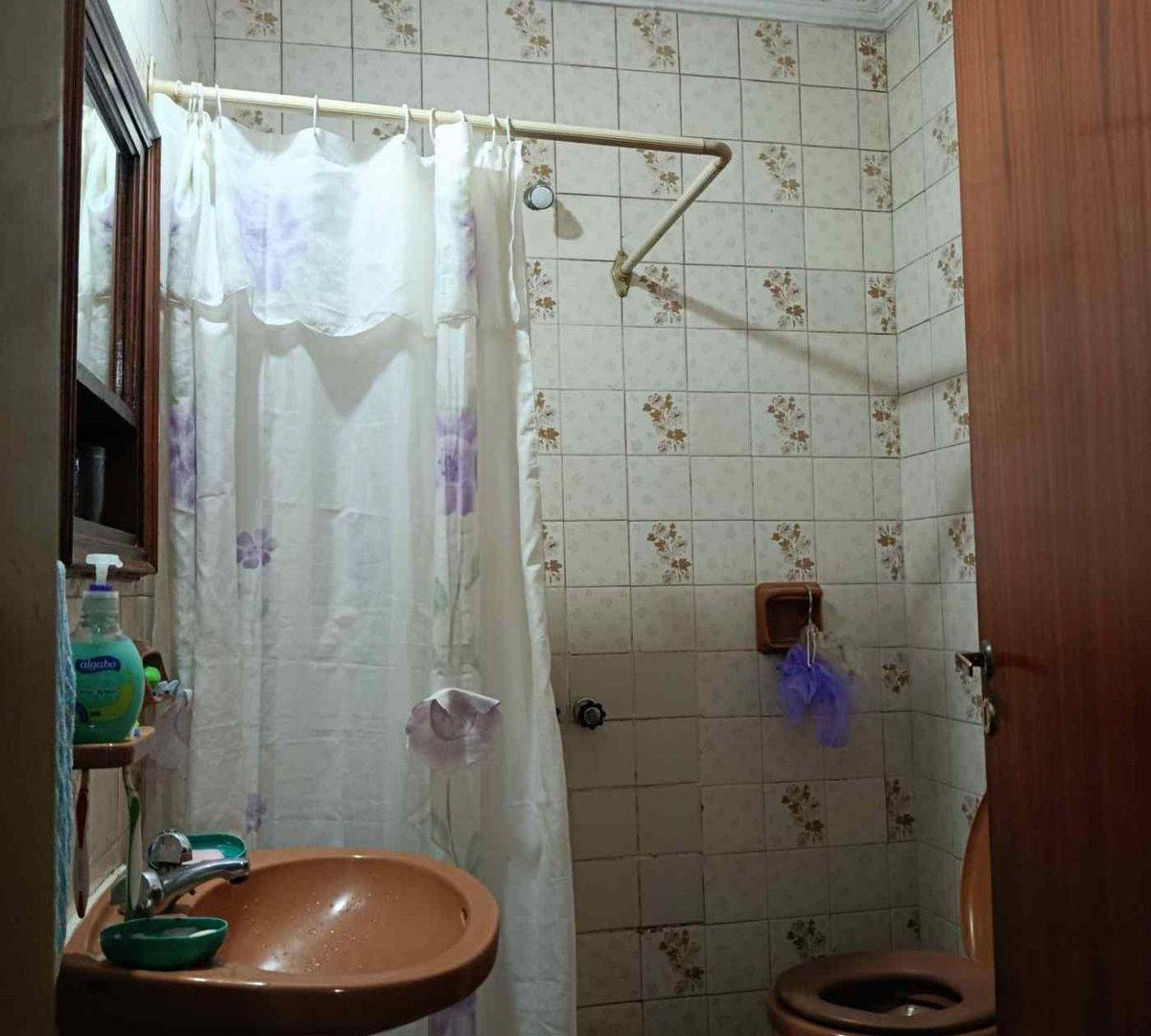 Foto de VENTA CASA DOS DORM Y DEPENDENCIAS MAS GALPON, imagen 3