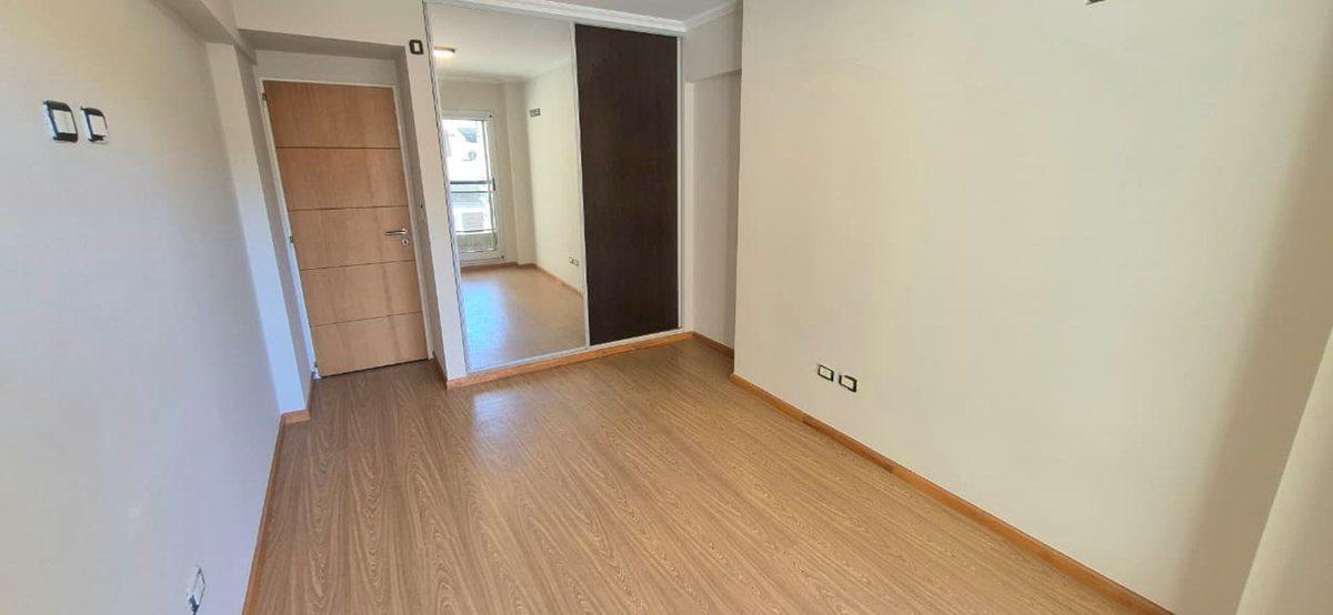 Foto de En Venta Departamento 1 Dormitorio. Zona Rio, imagen 4