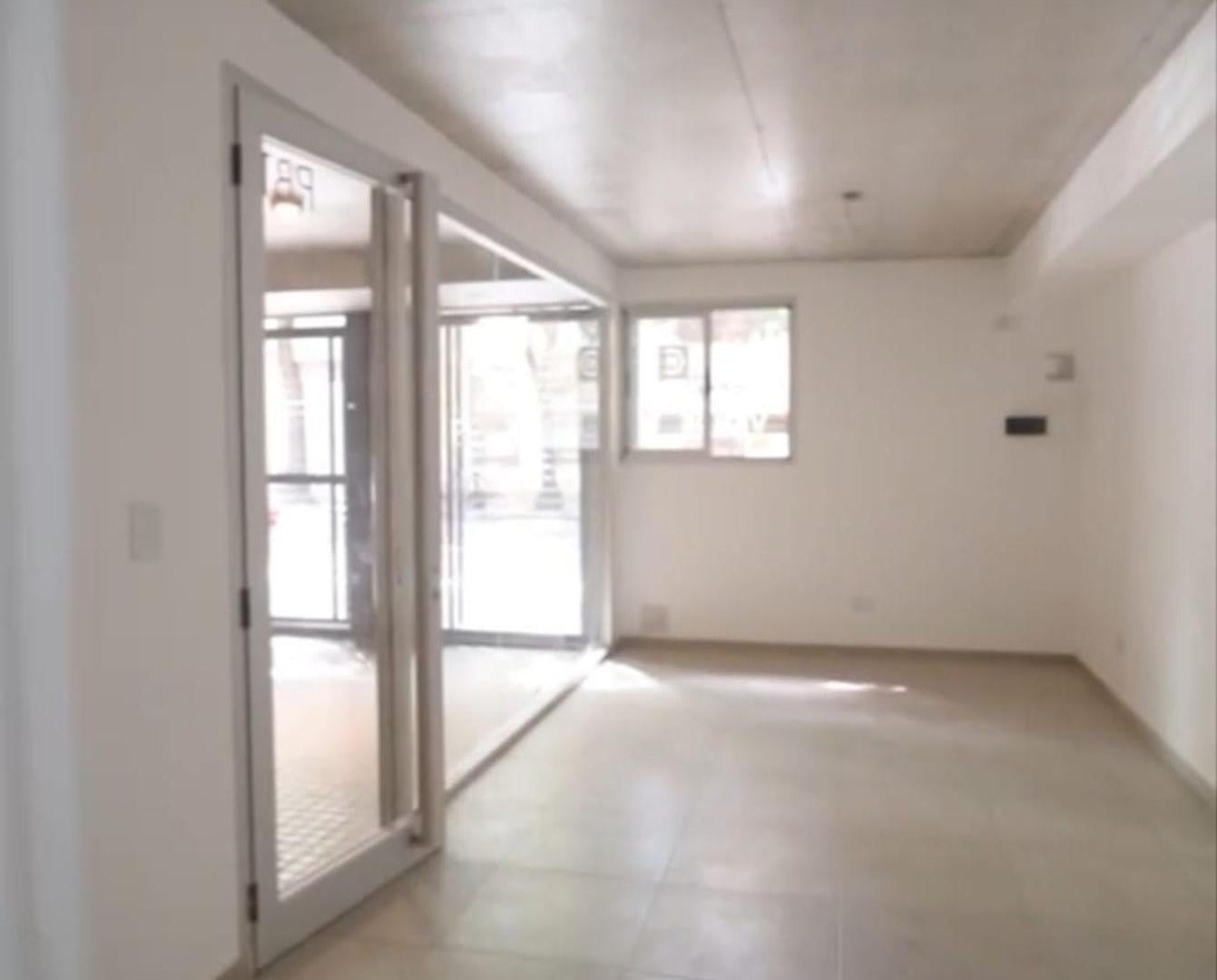 Foto de ALQUILER LOCAL/OFICINA IDEAL PROFESIONAL, imagen 2