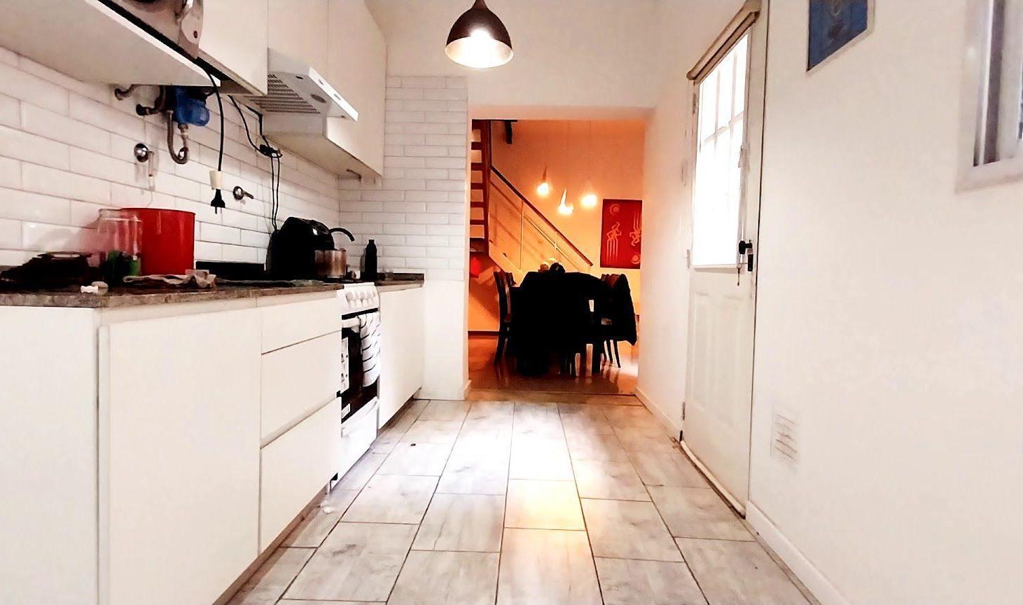 Foto de Venta Casa de Pasillo en Echesortu - apto crédito, imagen 3