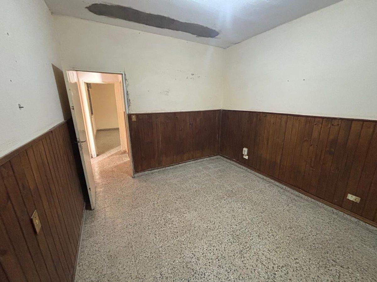Foto de VENTA CASA DOS DORMITORIOS Y COCHERA ARROYO SECO, imagen 3